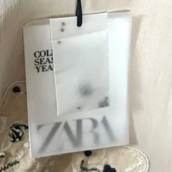 NWT $149 Zara Limited Edition Embroidered Blouse - MEDIUM - Picture 8 of 12